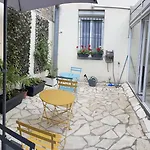 Lilas Gambetta Hotel 3*