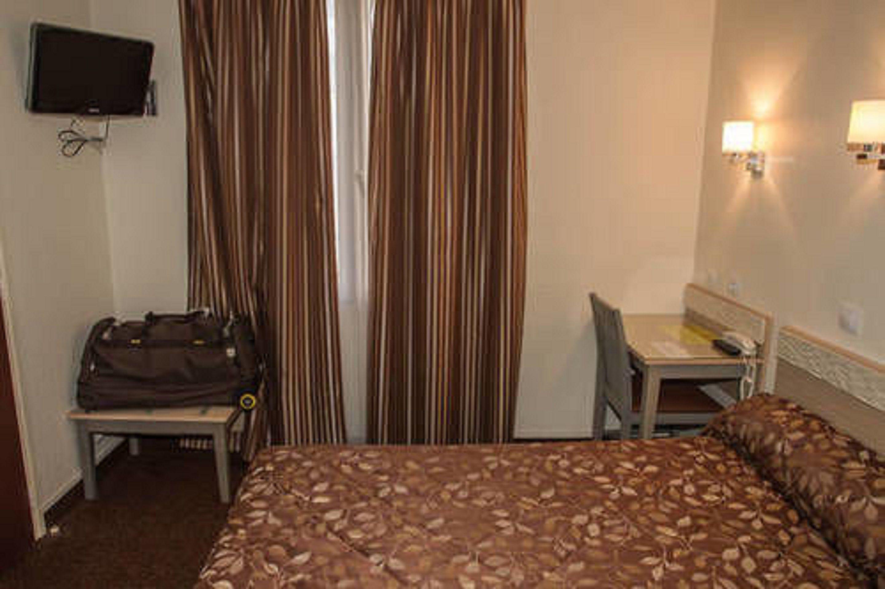 Lilas Gambetta 3* Paris